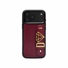Görseli Galeri görüntüleyiciye yükleyin, UMBI GLAM. Kişiselleştirilebilir Deri iPhone Kılıfı - Burgundy/Gold