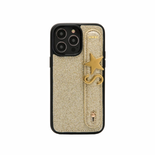 Görseli Galeri görüntüleyiciye yükleyin, UMBI GLAM. Kişiselleştirilebilir Deri iPhone Kılıfı - YILDIZ TOZU GOLD - SİMLİ